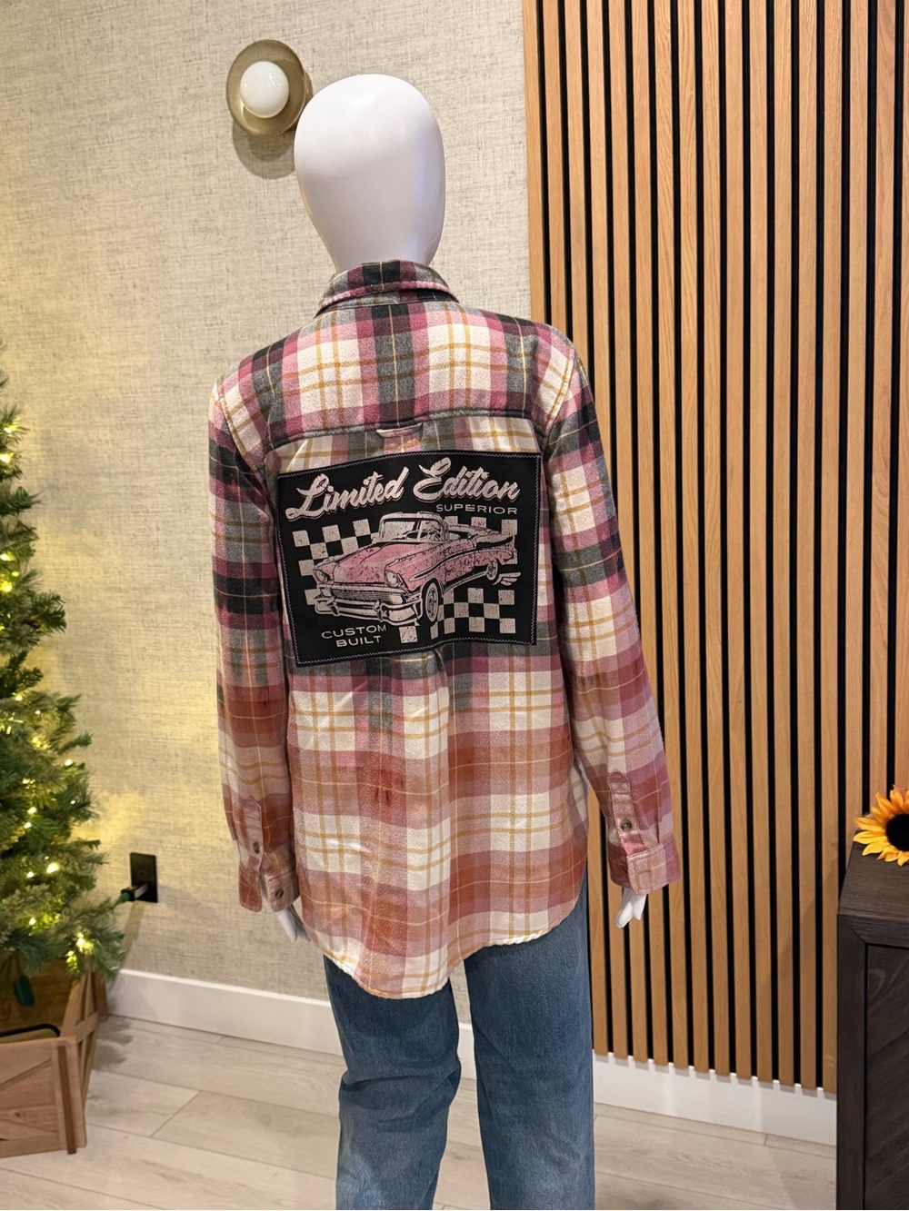 GRAPHIC BACK FLANNEL
